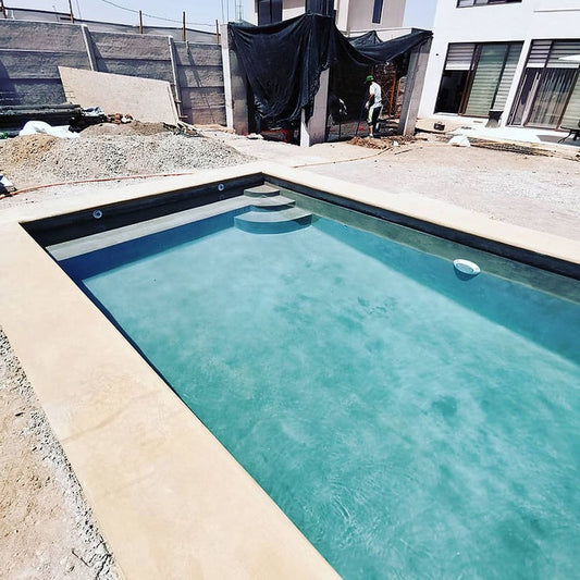 Piscina 7 x 3 Piedra Roja