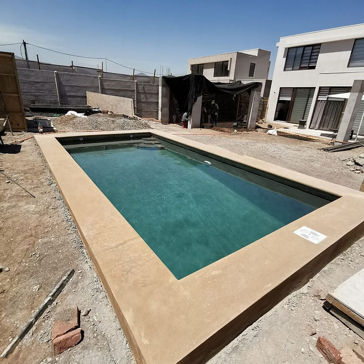 Piscina 7 x 3 Piedra Roja