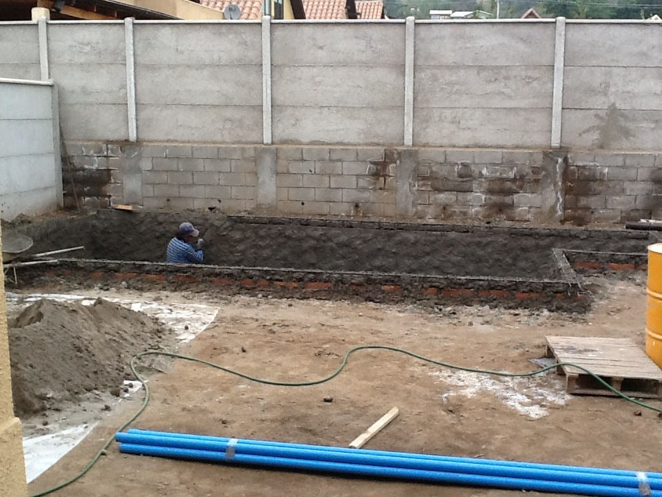 Piscina 8 x 3 Chicureo