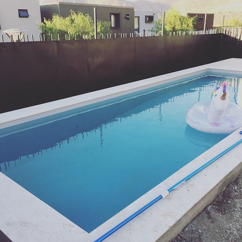 Piscina 9 x 3 metros