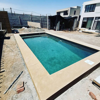 Piscina 7 x 3 Piedra Roja