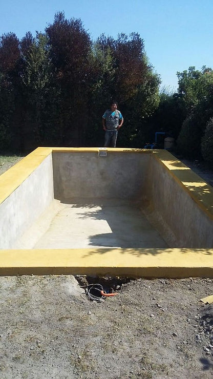 Piscina 8 x 4 Piedra Roja