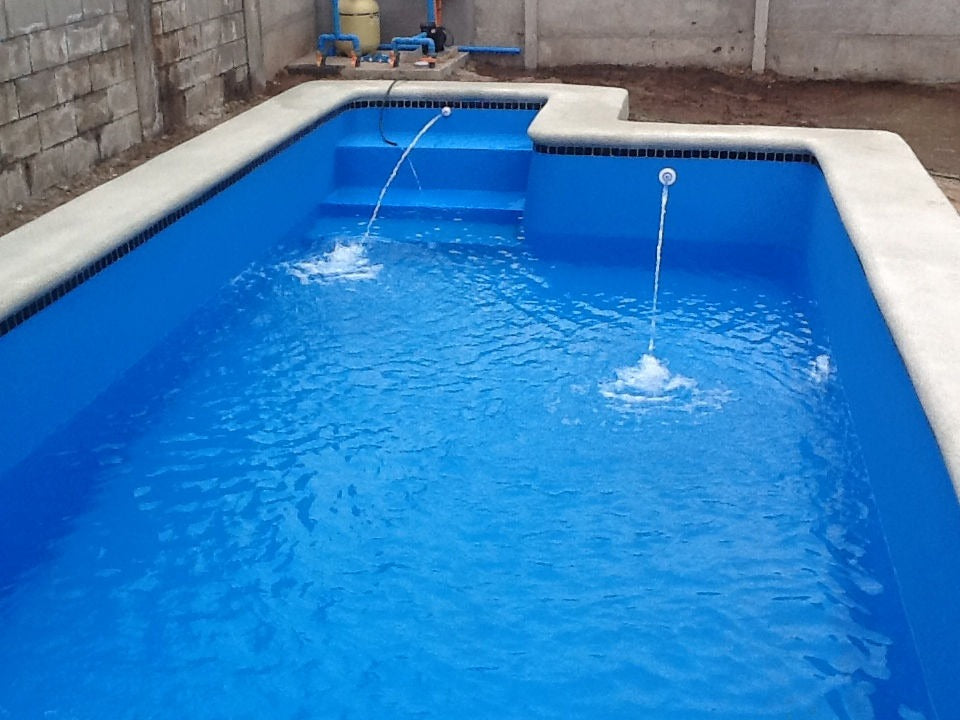 Piscina 8 x 3 Chicureo