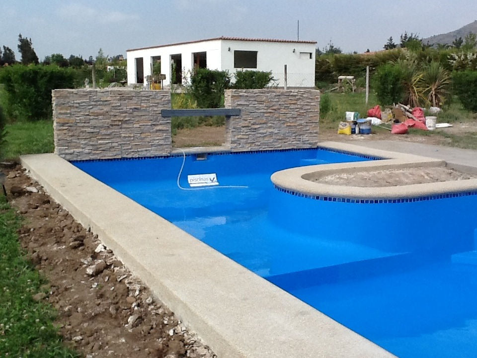 Piscina 14 x 4 Lonquen