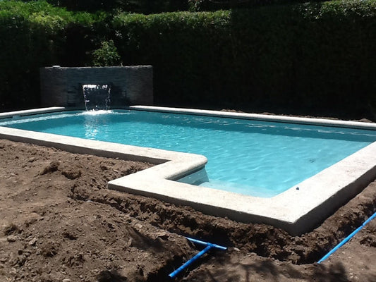 Piscina 9 x 4 Calera de Tango