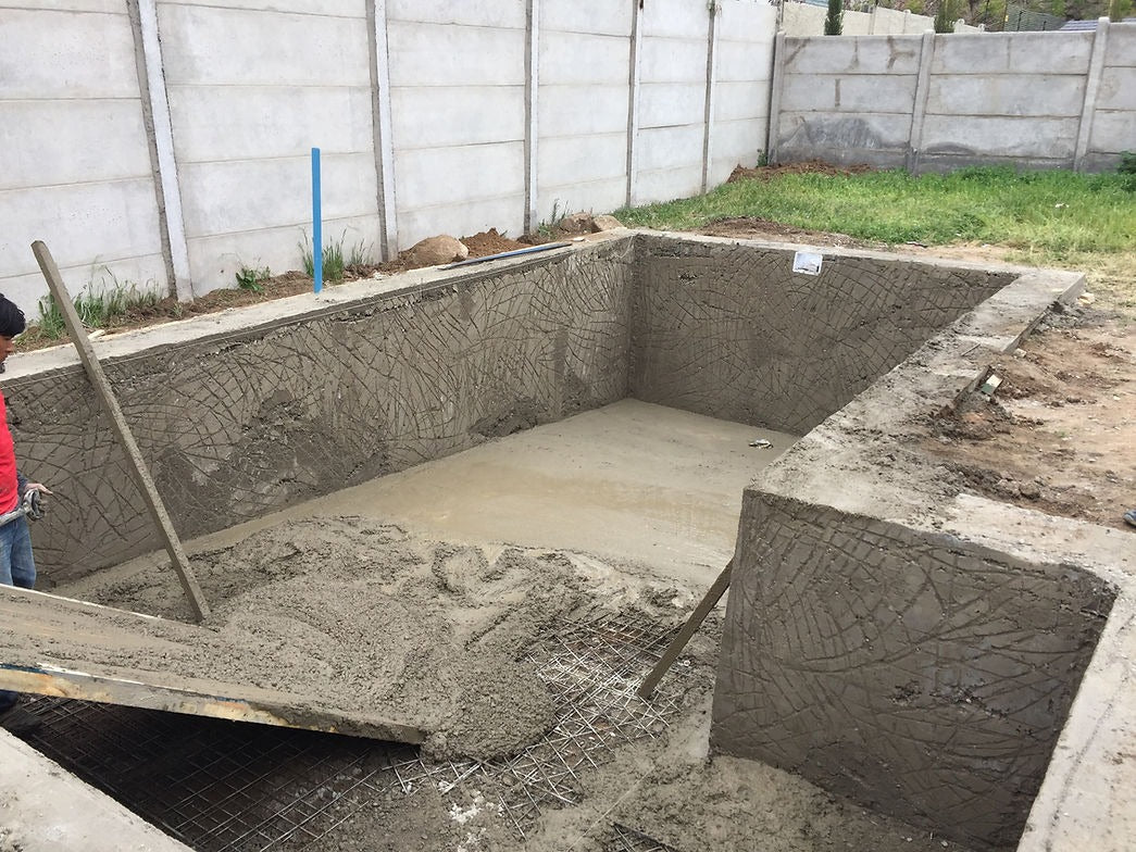 Piscina 7 x 4 Piedra Roja