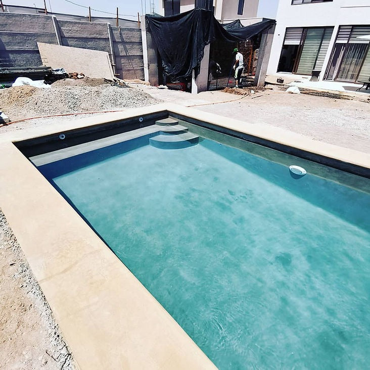 Piscina 7 x 3 Piedra Roja