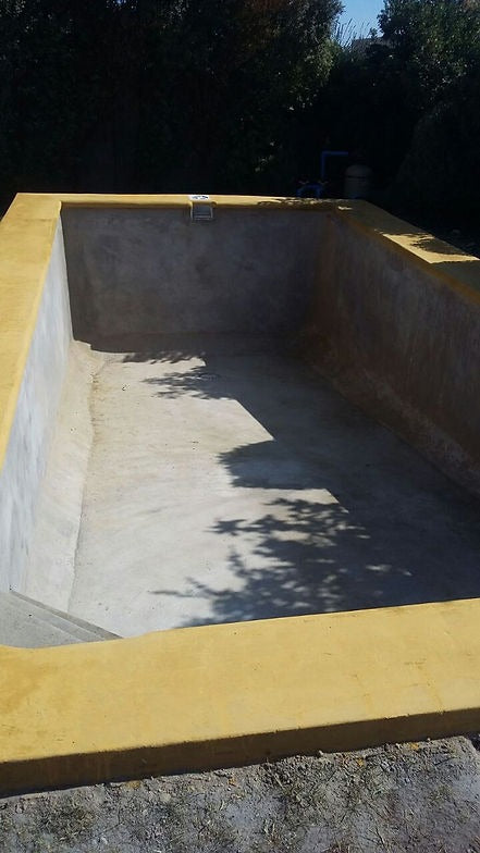 Piscina 8 x 4 Piedra Roja