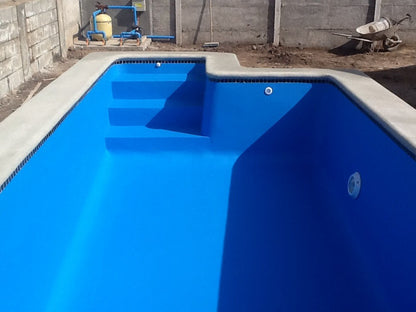 Piscina 8 x 3 Chicureo