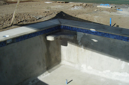 Piscina 8 x 4 Calera de Tango