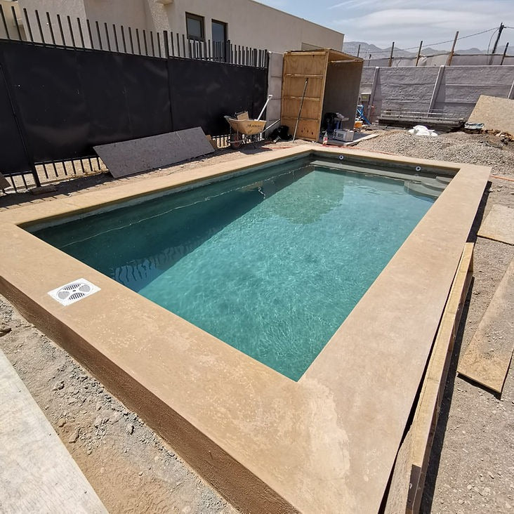 Piscina 7 x 3 Piedra Roja