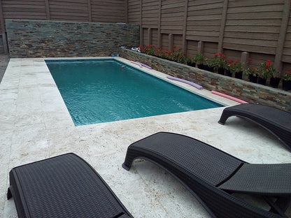 Piscina 8 x 4 Chamisero