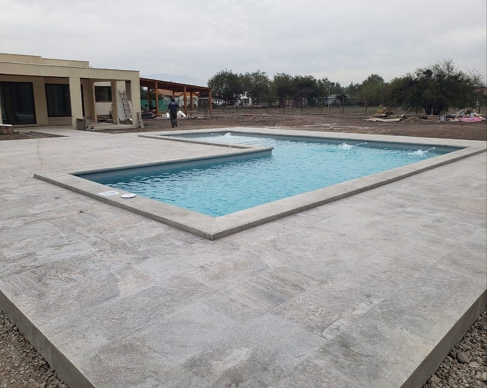 Piscina 10 x 10 Lampa