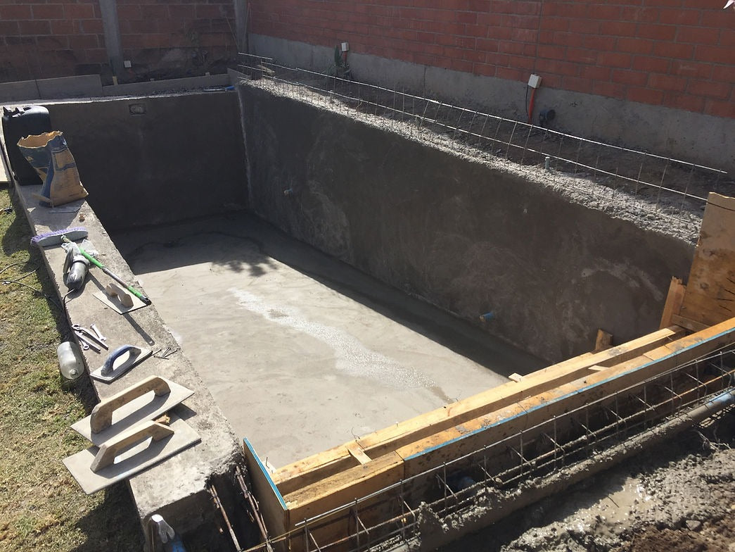 Piscina 9 x 3 metros