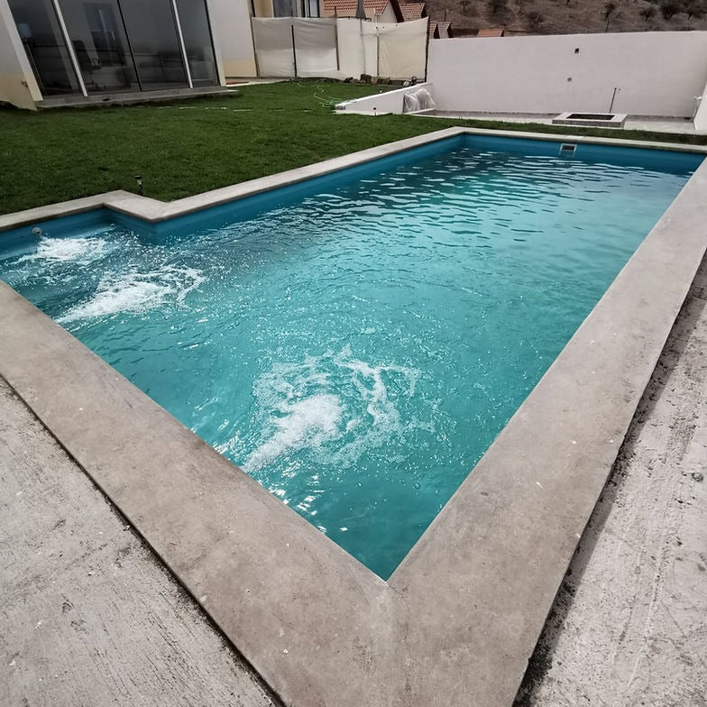 Piscina 8 x 4 Lomas de lo Aguirre