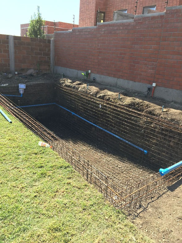 Piscina 9 x 3 metros